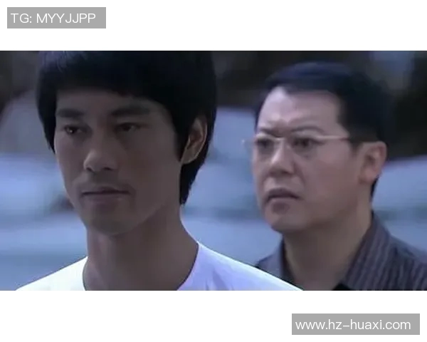 李小龙与泰拳王的巅峰对决谁才是真正的武林传奇